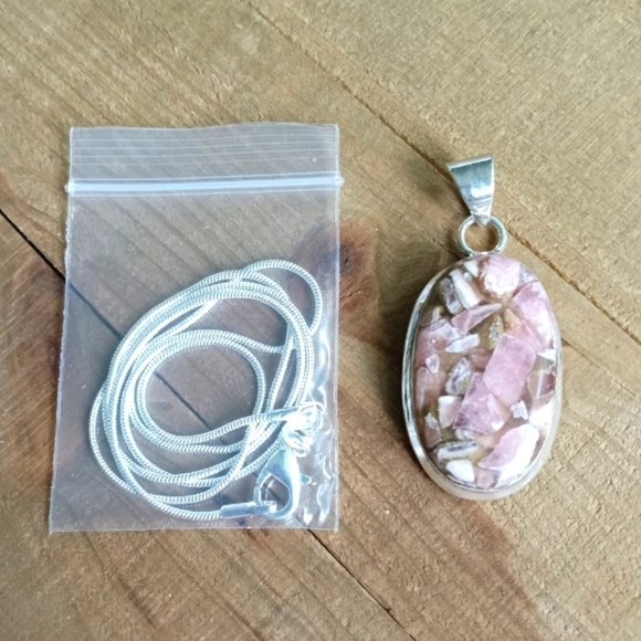 Rhodochrosite w/ Copper Inclusions Oval Pendant 925 Sterling Silver Necklace - Picture 2 of 9